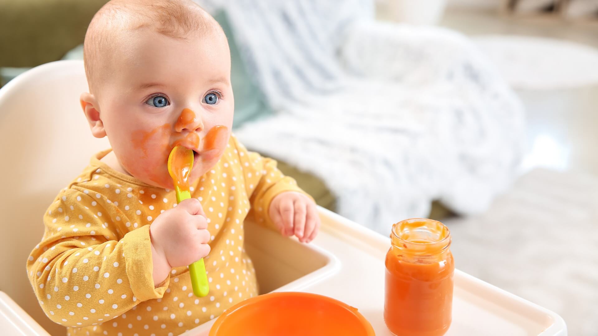 La diversification alimentaire : les premiers repas de bébé - Everykid