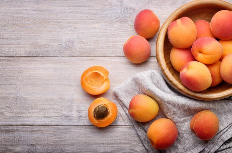 L’abricot, à faire goûter dès les 4/6 mois de votre bébé !