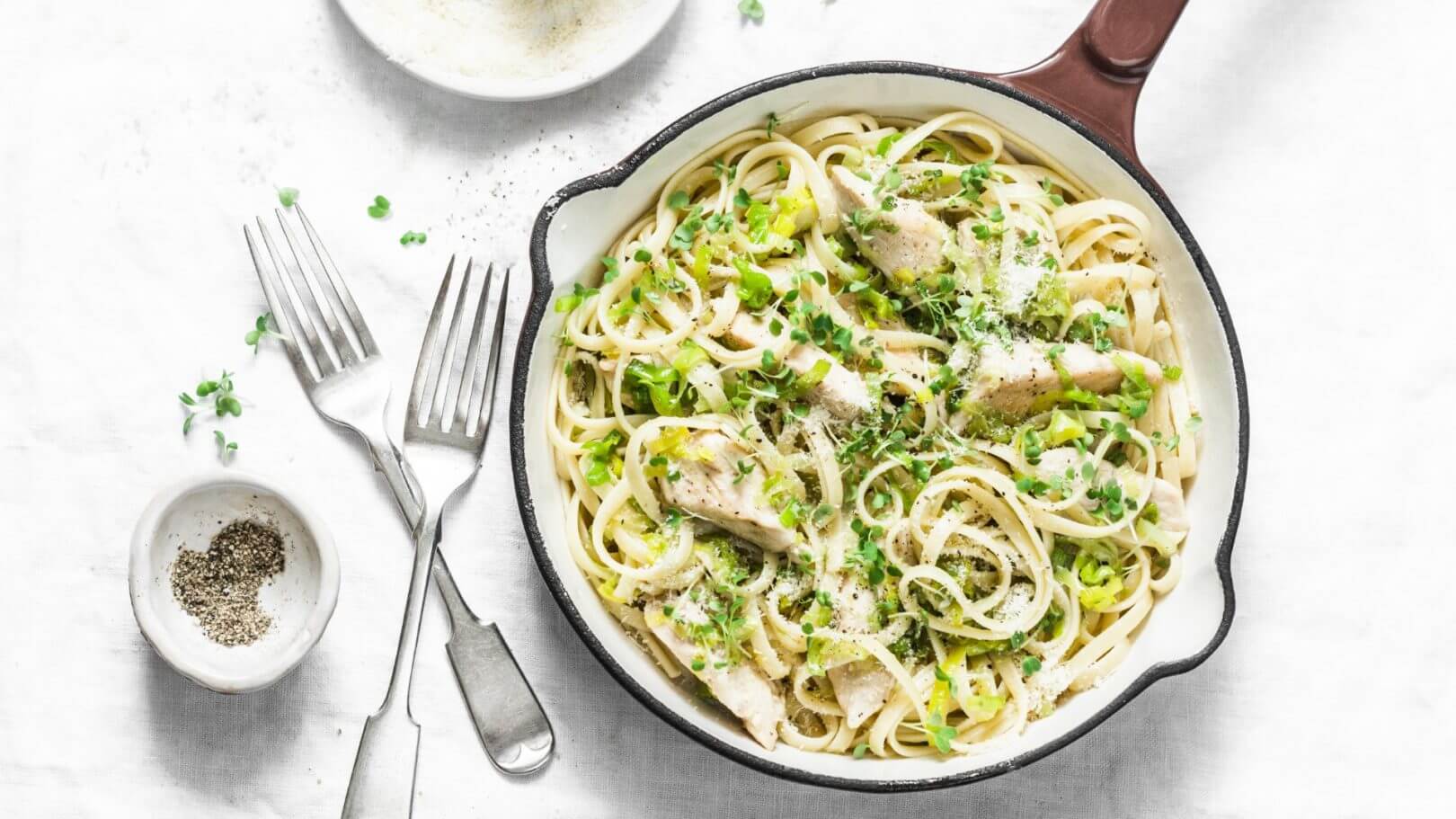 Pâtes aux poireaux et à la truite