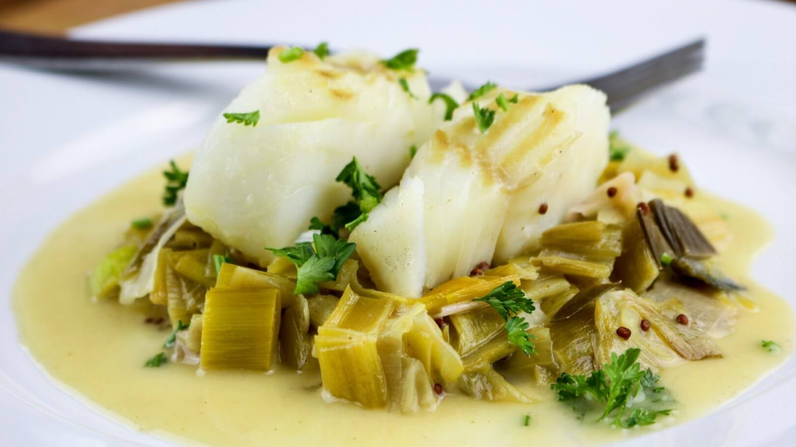 filet de poisson poireaux Fondue de poireau à la feta, pomme de terre et saumon