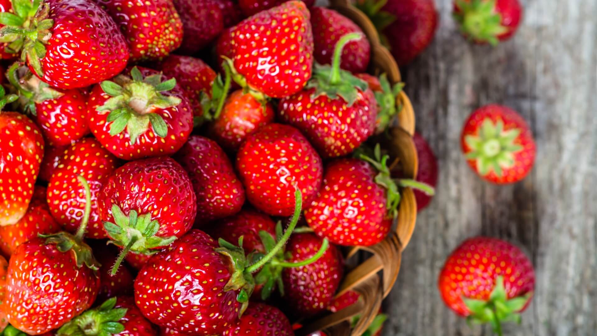 Regalez Votre Bebe Avec Des Fraises Des Ses 4 6 Mois Programme Malin Regalez Votre Bebe Avec Des Fraises Des Ses 4 6 Mois Programme Malin