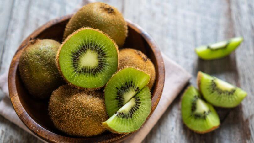 Le kiwi, à faire goûter dès les 4/6 mois de votre bébé !