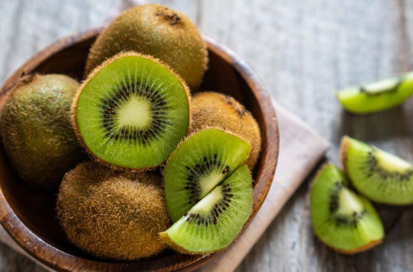 Le kiwi, à faire goûter dès les 4/6 mois de votre bébé !