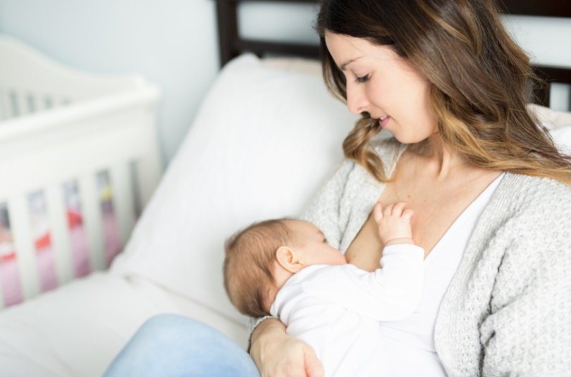se reposer en allaitant Les 7 essentiels pour que son allaitement se passe bien