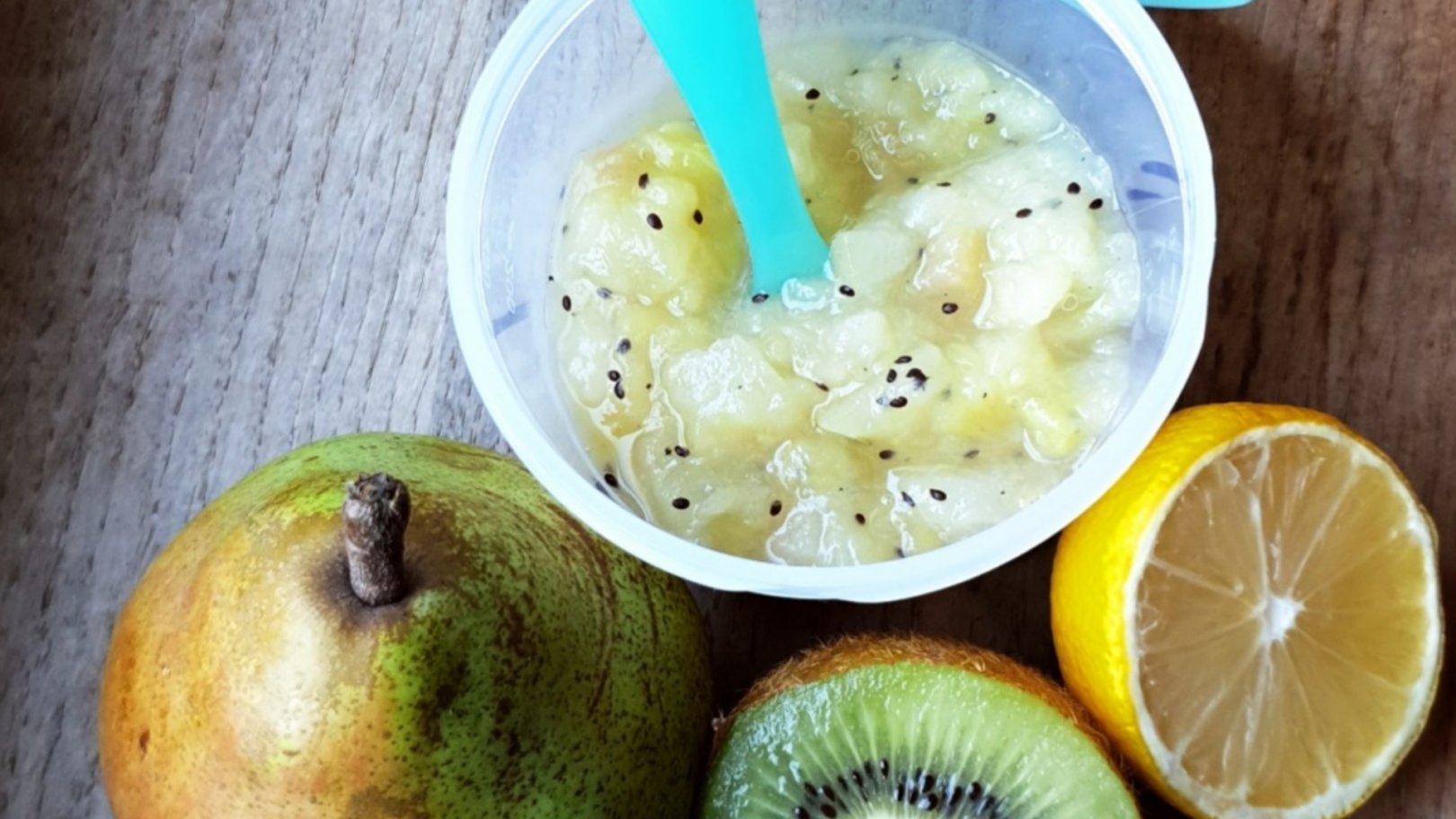 compote poire kiwi citron Compote de poire kiwi et citron pour bébé