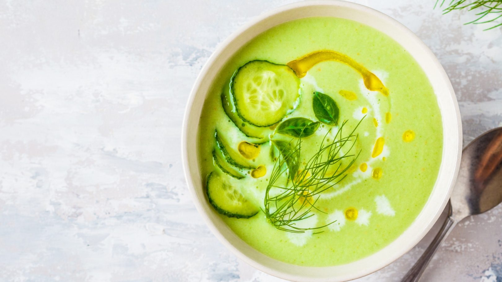 Soupe froide de concombre