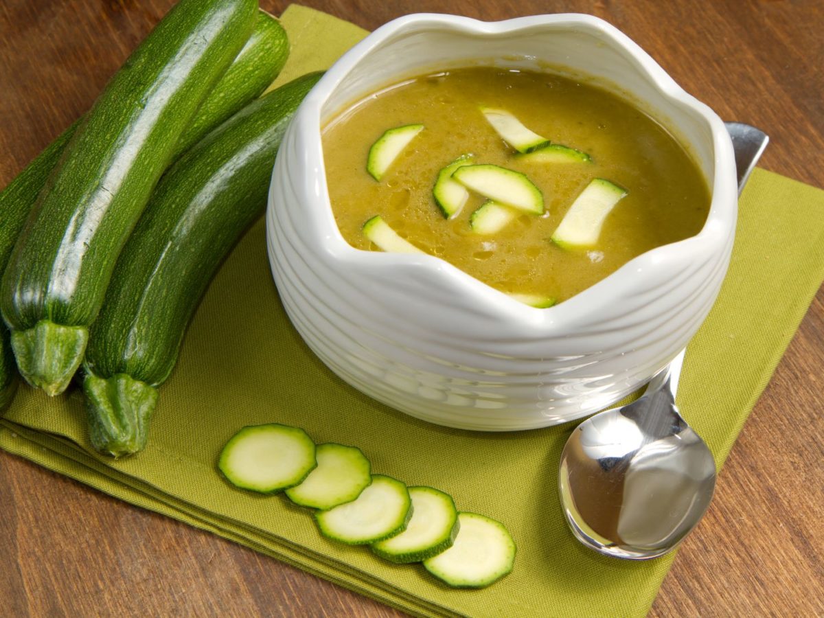 Veloute De Courgettes Chaud Ou Froid Pour Bebe Veloute De Courgettes Chaud Ou Froid Pour Bebe