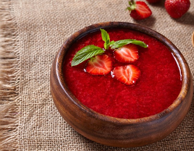 Soupe de fraises (froide) Soupe de fraises (froide)