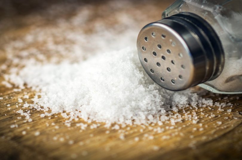 Pourquoi éviter le sel dans les repas de bébé ?