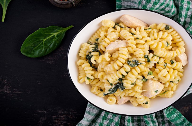 One pot pasta poulet et épinards pour et toute la famille