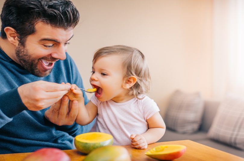 Introduction des fruits pour bébé : lesquels lui donner et pourquoi ?