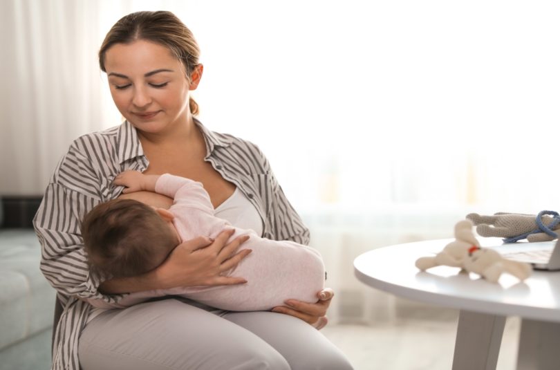 quand changer de sein pendant la tétée Changer de sein pendant la tétée : à quel moment ?