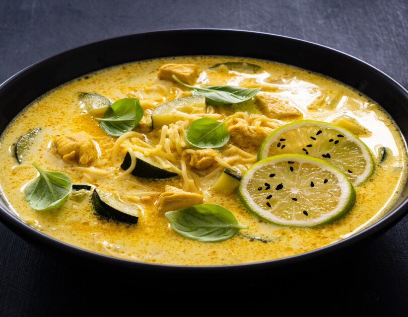 Curry de Poulet aux Courgettes et Lait de Coco
