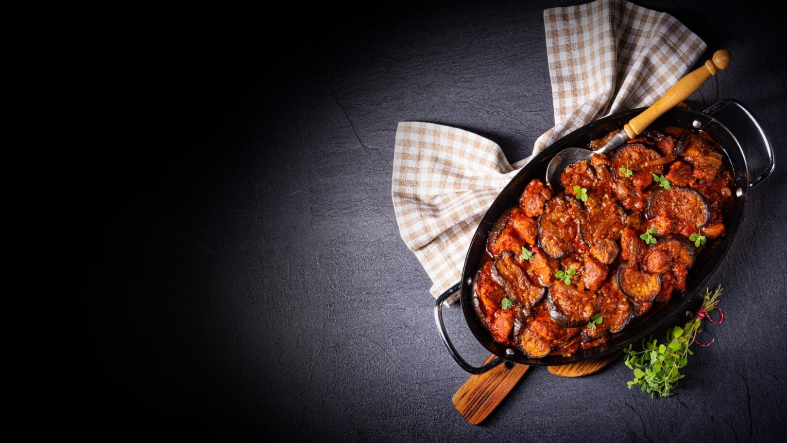 Aubergines à la sauce tomates